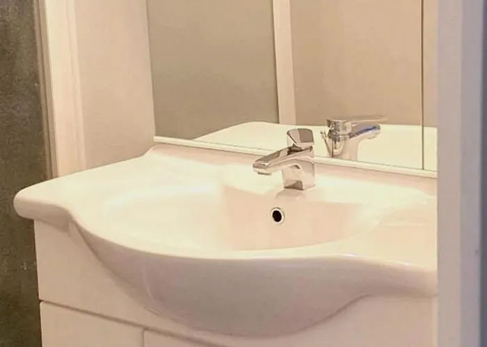 Lejlighed Sejour Avec Petit-dejeuner A La Demande A 20 Minutes De L'espagne A La Douceur Catalane *